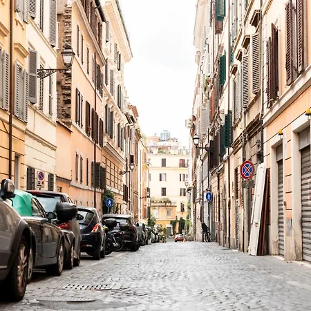 Monti Stay- Steps From Colosseum Appartement *