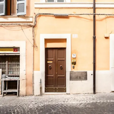 Monti Stay- Steps From Colosseum Rom